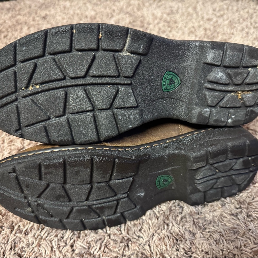 Ariat Black Leather Boots with Shearling Lining - Picture 3 of 5